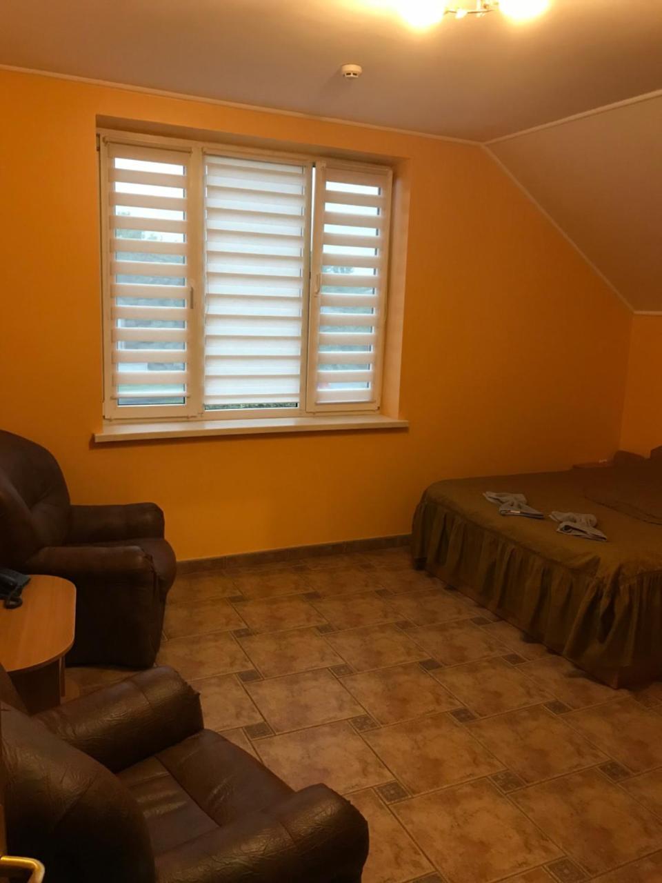 Hotel Rava-Ruska Luaran gambar
