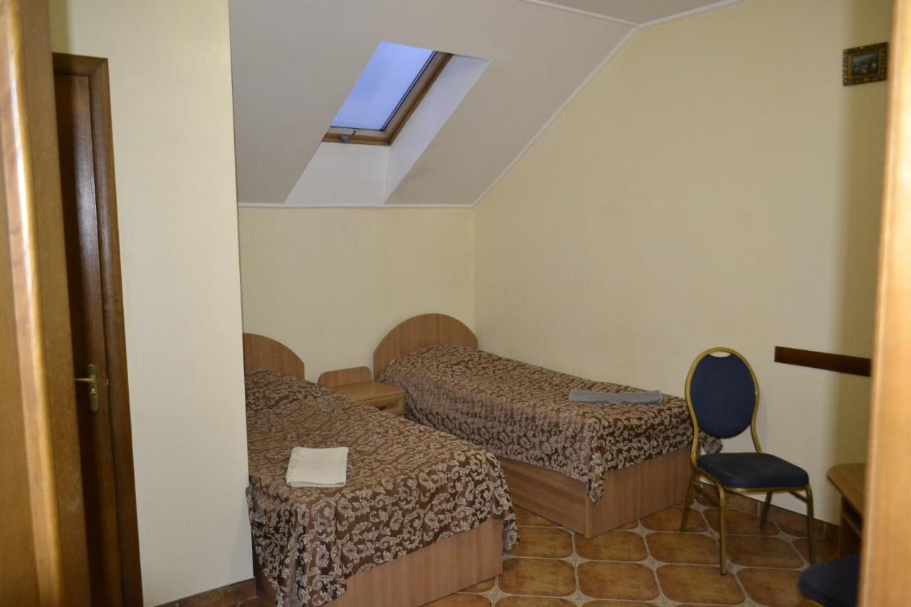 Hotel Rava-Ruska Luaran gambar